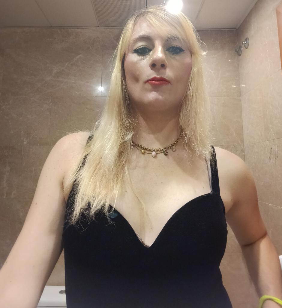 Chica busca chico en Barcelona: 