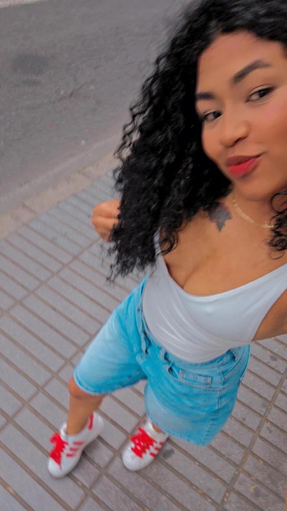 654985411: Chica busca chico en Las Palmas