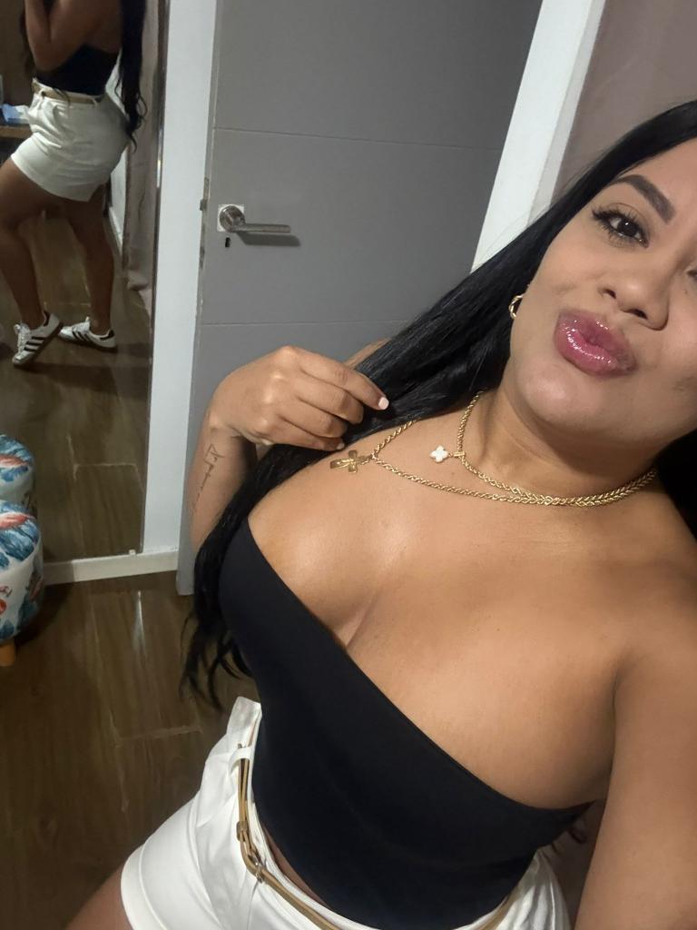 Chica busca chico en Tenerife: 