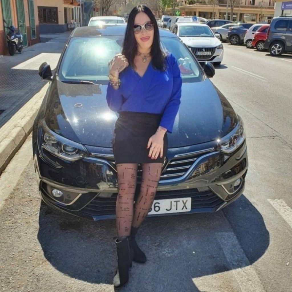 Chica busca chico en Mallorca: 