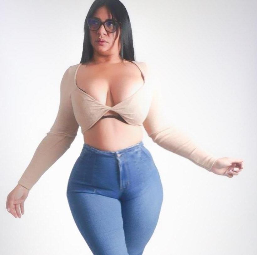 743083211: Chica busca chico en Tenerife