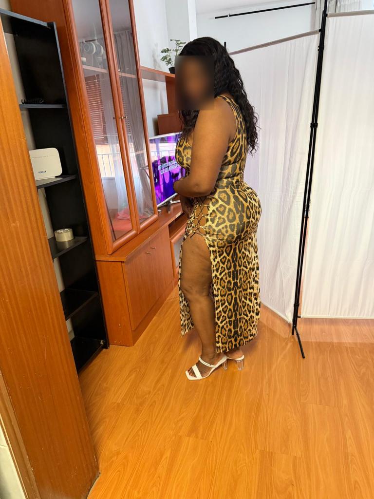 742048043: Chica busca chico en Granada