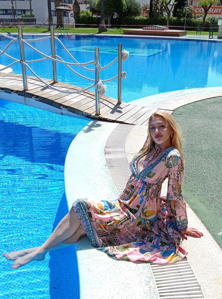 667508408: Chica busca chico en Alicante