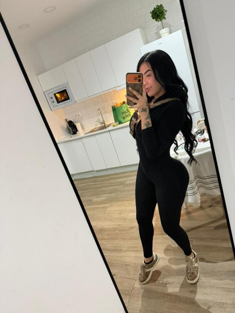 Chica busca chico en Mallorca: 