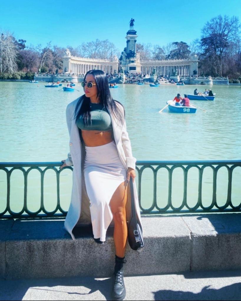 610491180: Chica busca chico en Murcia