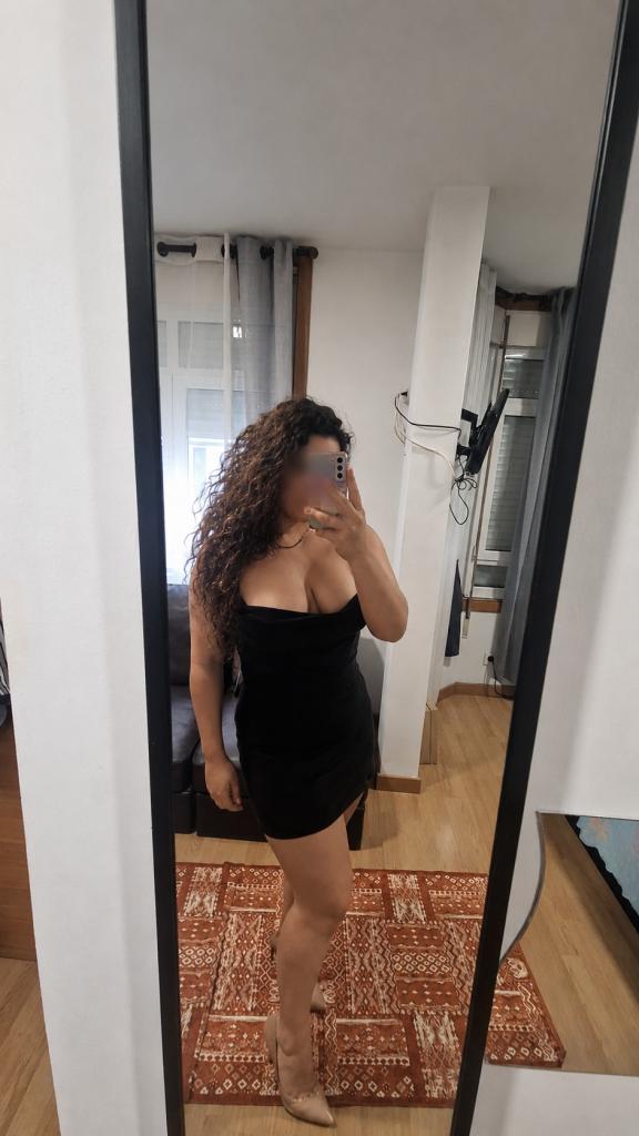 Chica busca chico en La Coruña: Chica busca chico