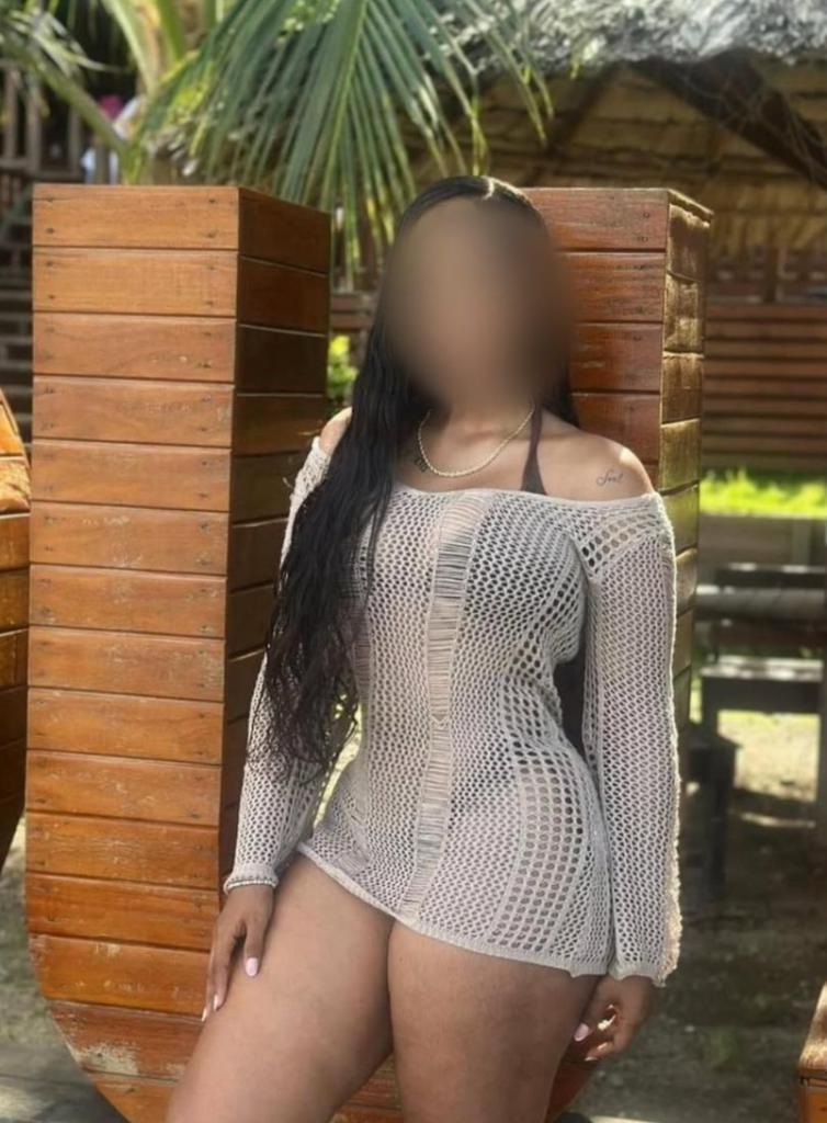 Chica busca chico en Cádiz: 