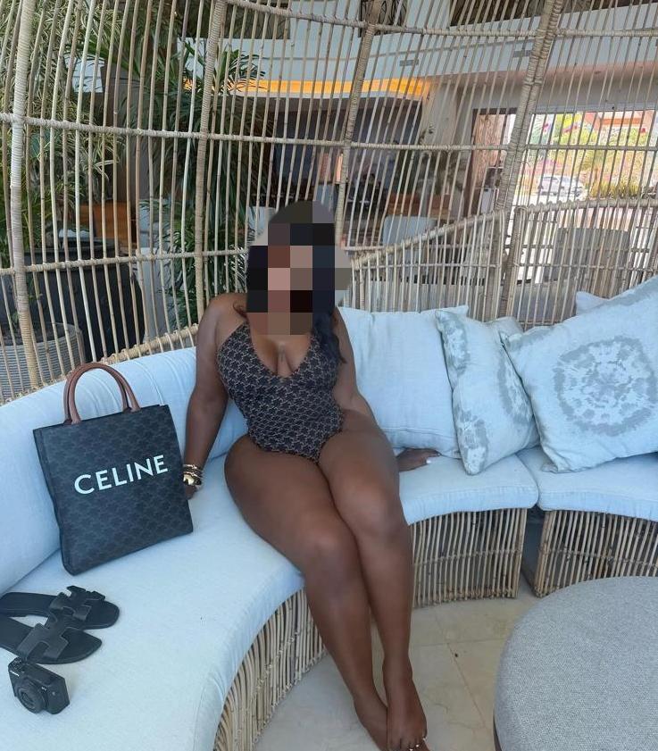 Chica busca chico en Lugo: 