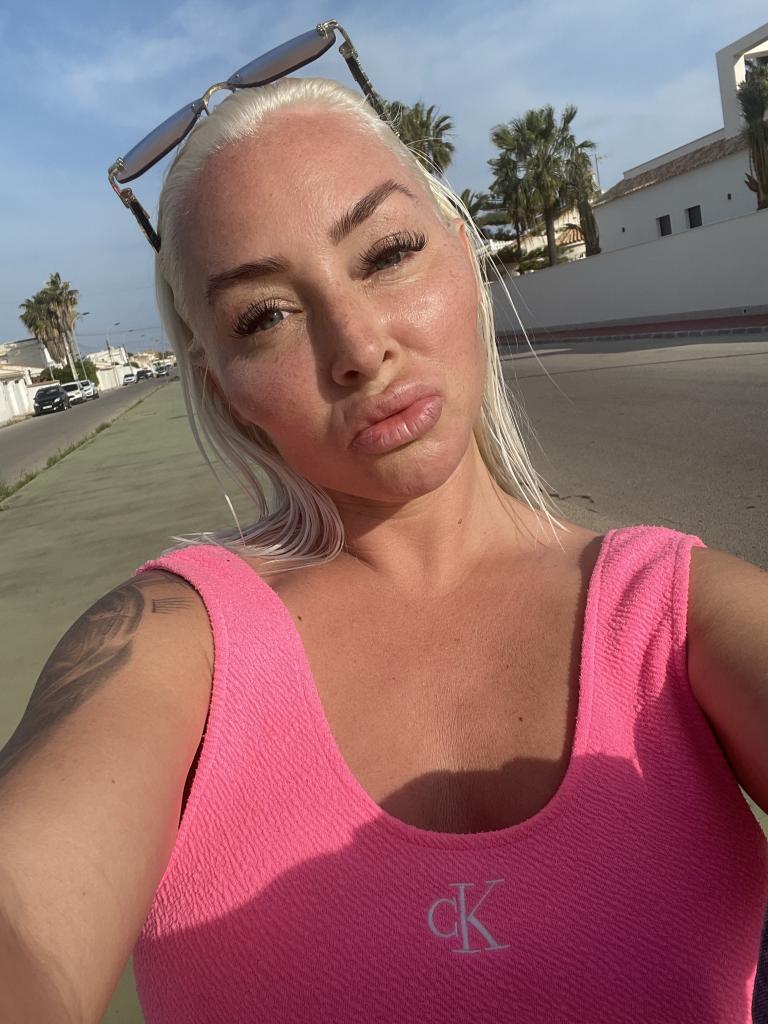 Chica busca chico en Alicante: 