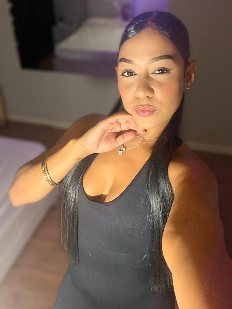 Chica busca chico en Murcia: 