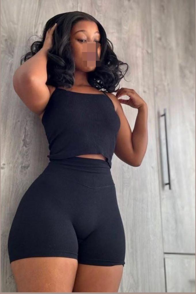 Chica busca chico en Sevilla: 