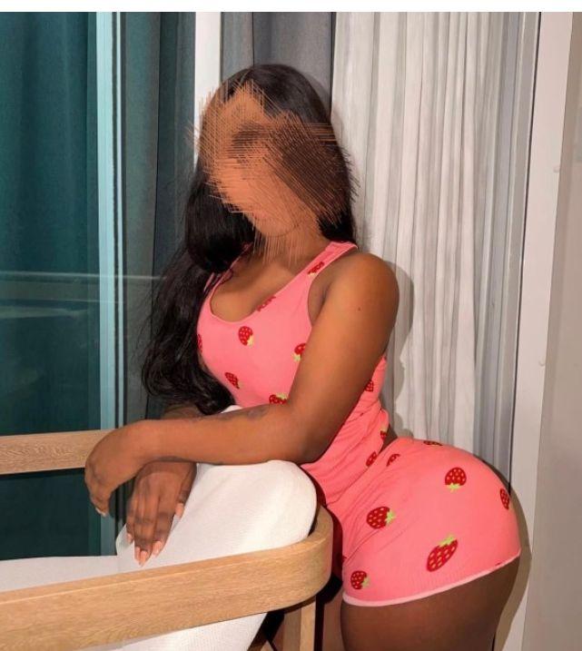 Chica busca chico en Huesca: 
