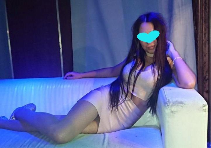 603903300: Chica busca chico en Murcia