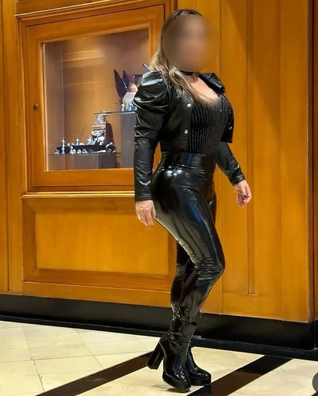 Chica busca chico en Murcia: 
