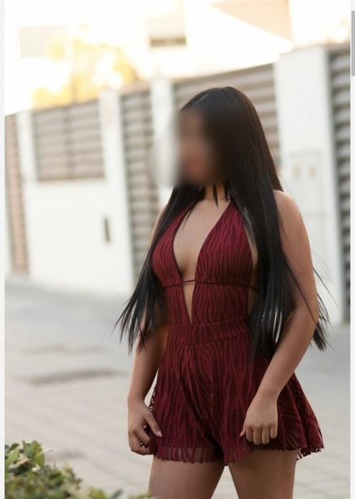 692077326: Chica busca chico en Lugo