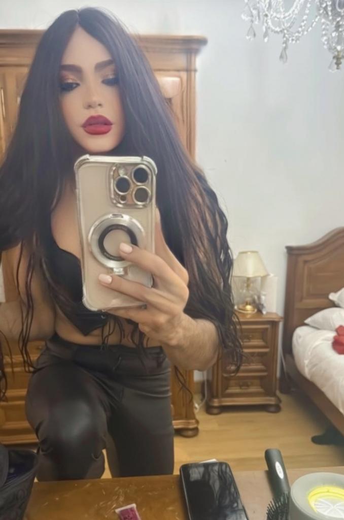 613230446: Travesti en Barcelona