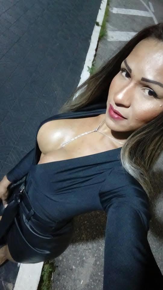 674913191: Travesti en Barcelona