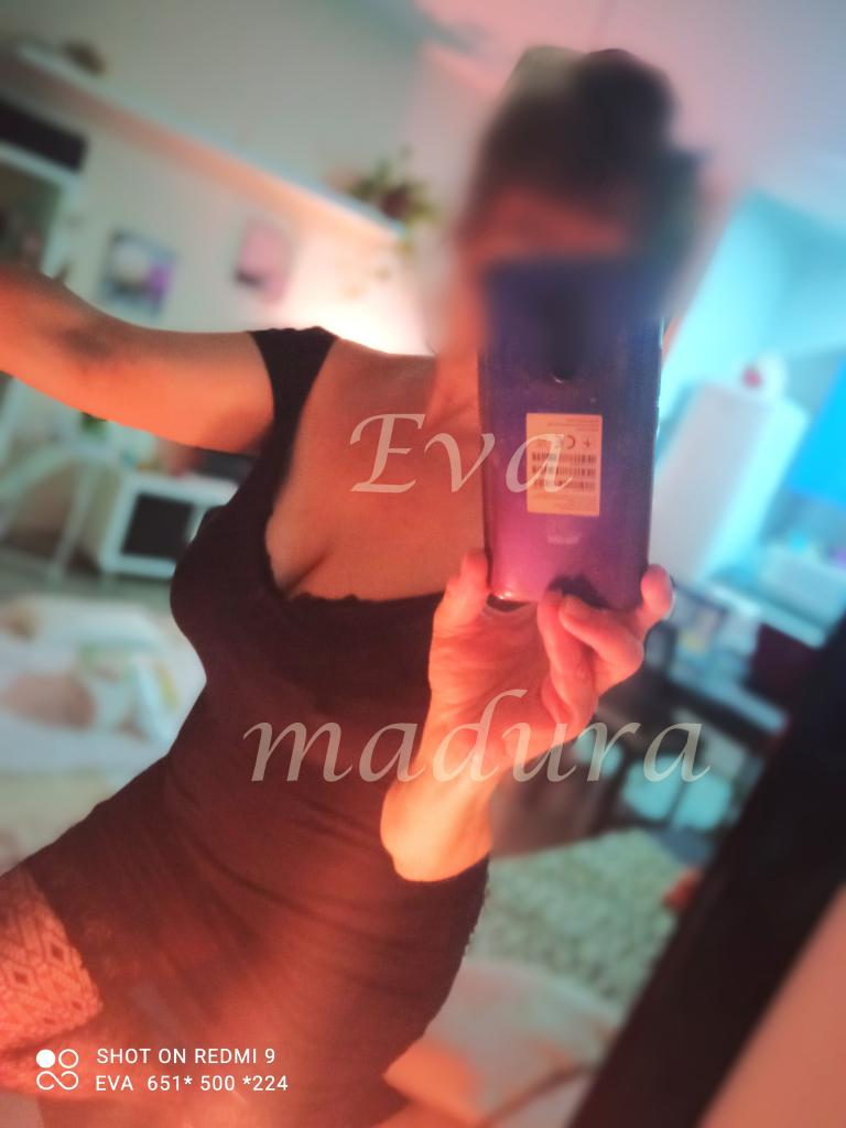 651500224: Chica busca chico en Sevilla