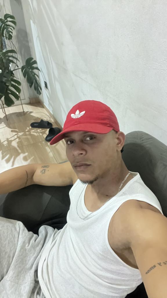 Chico busca chica en Tenerife: 