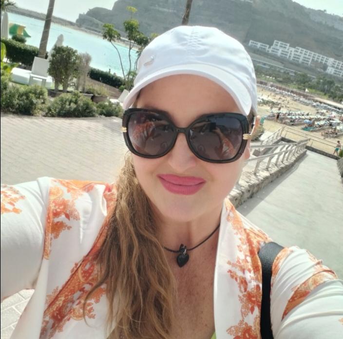 647684852: Chica busca chico en Tenerife