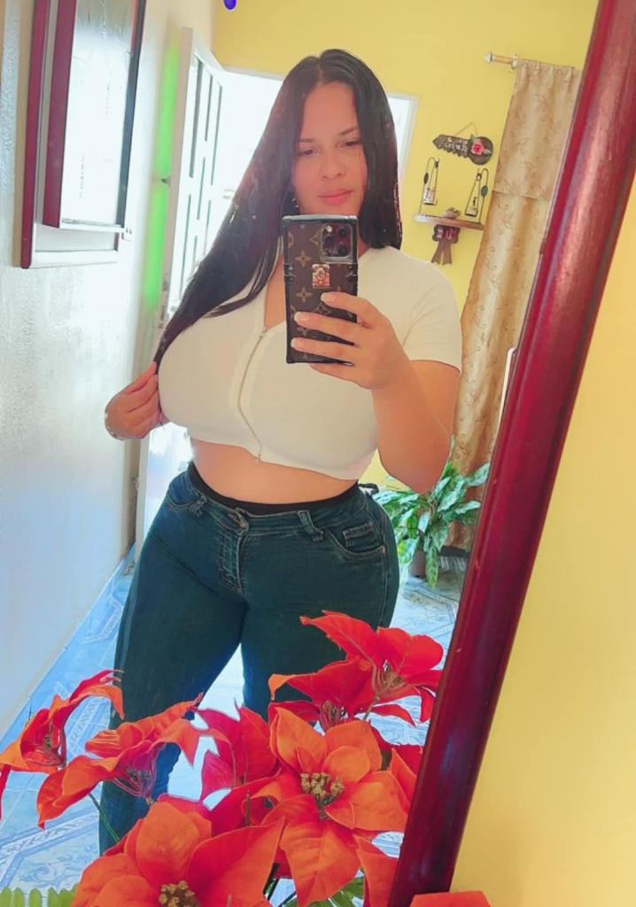 Chica busca chico en Tenerife: 