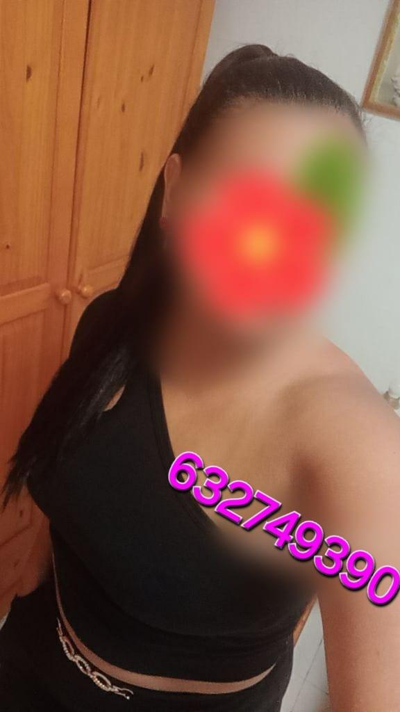 632749390: Chica busca chico en Pontevedra
