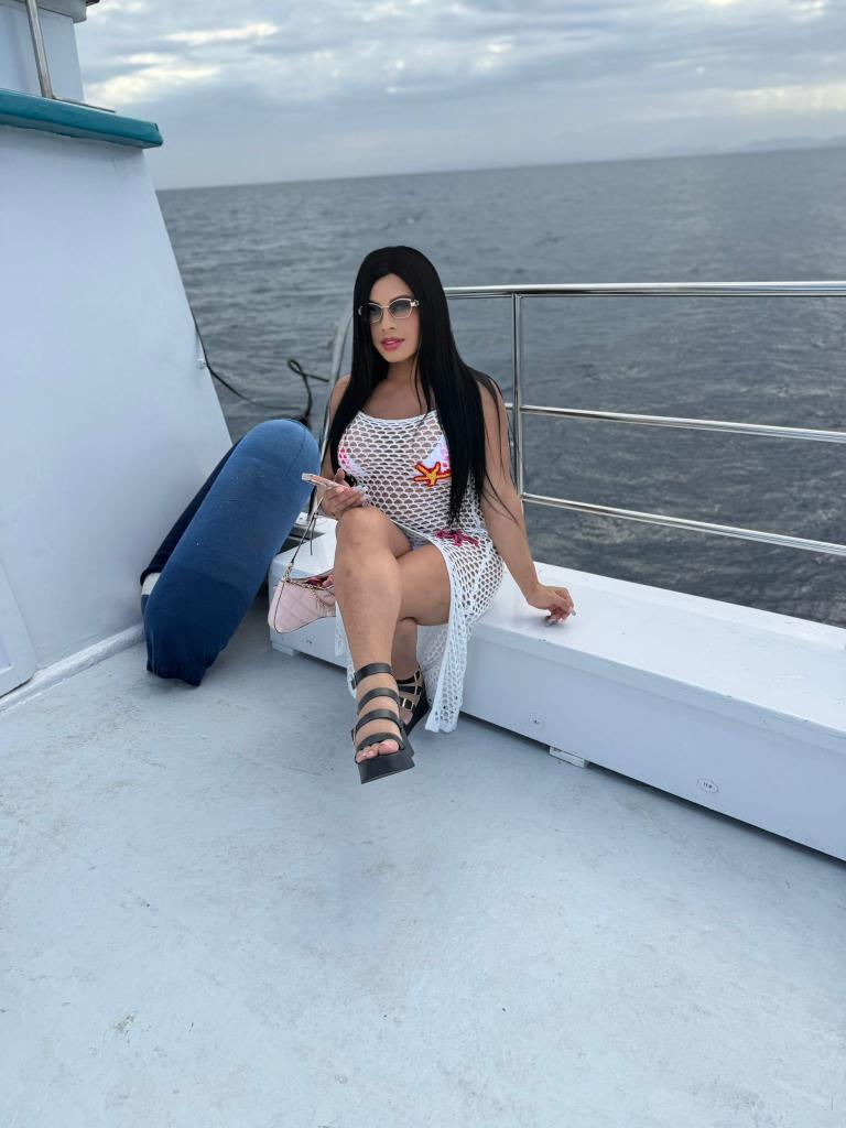 631825147: Transexual en Mallorca