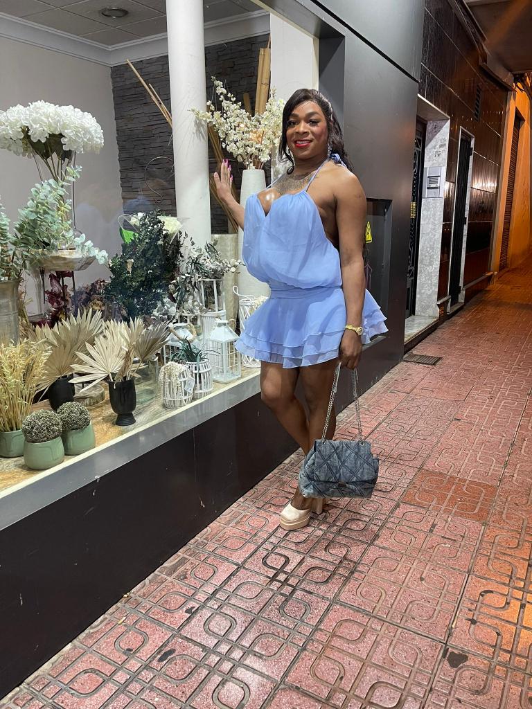 607409866: Travesti en Alicante