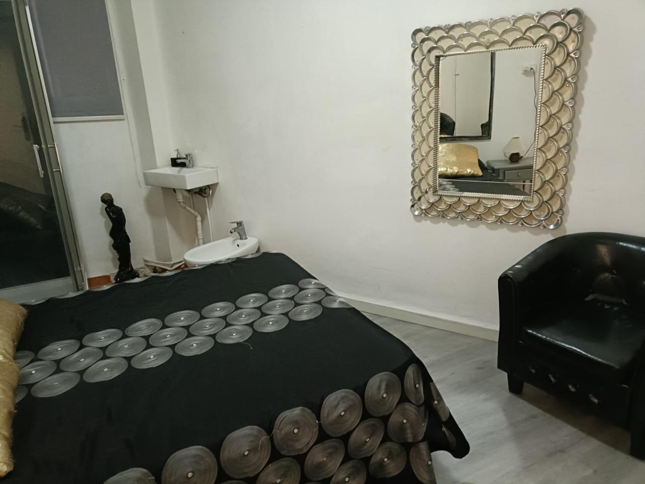 Chica busca chico en Valencia: 
