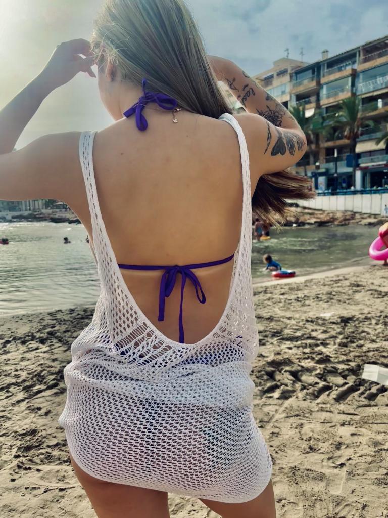 Chica busca chico en Alicante: Chica busca chico
