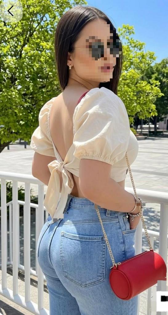 613603010: Chica busca chico en Málaga