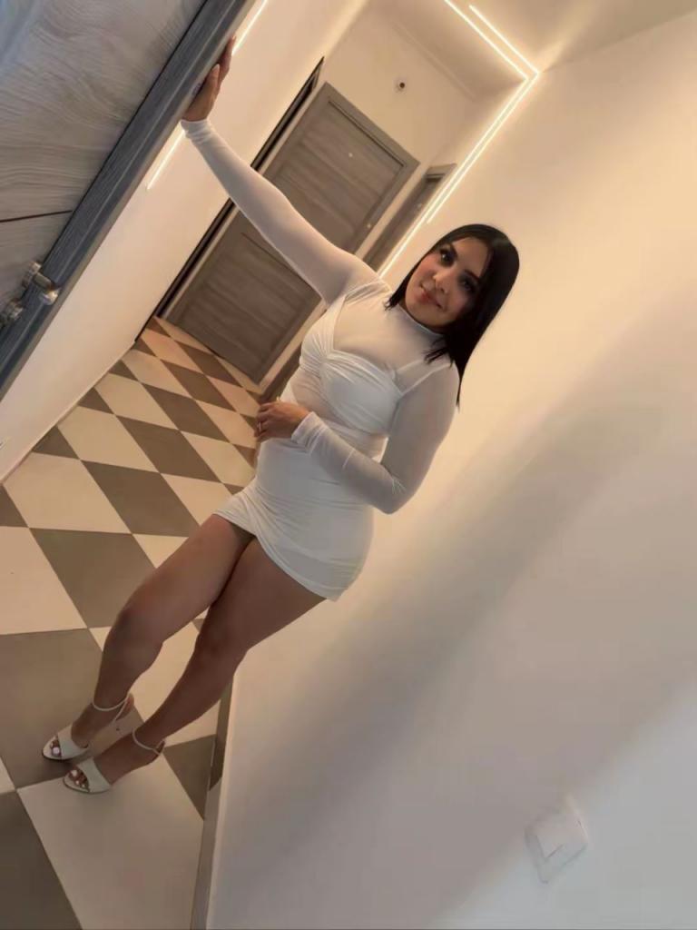 Chica busca chico en Mallorca: 