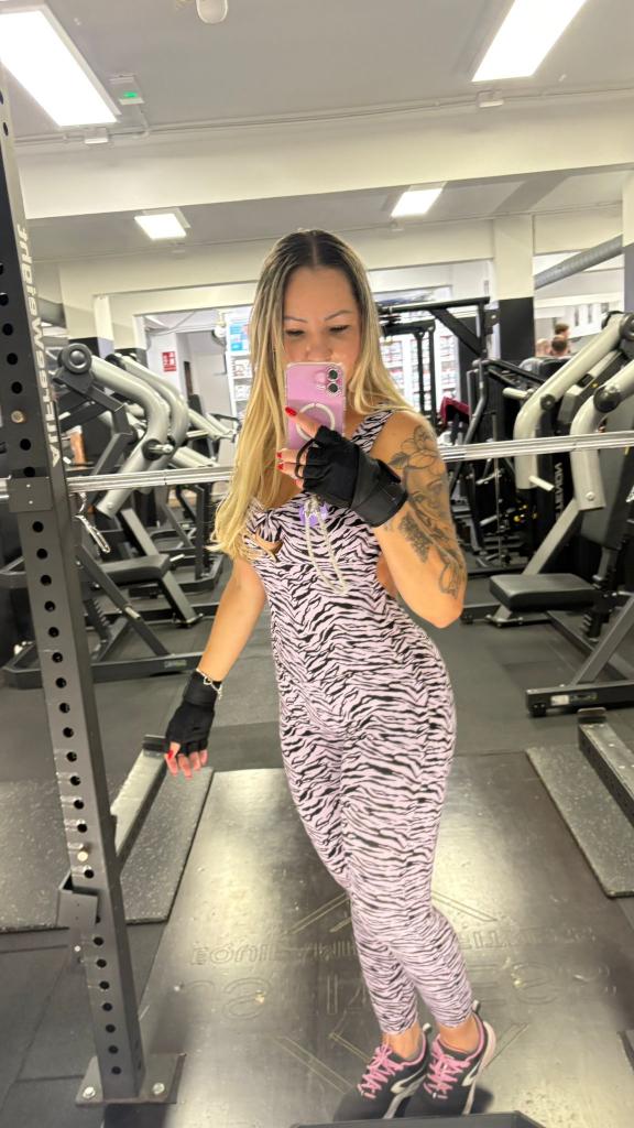 Chica busca chico en Lugo: 