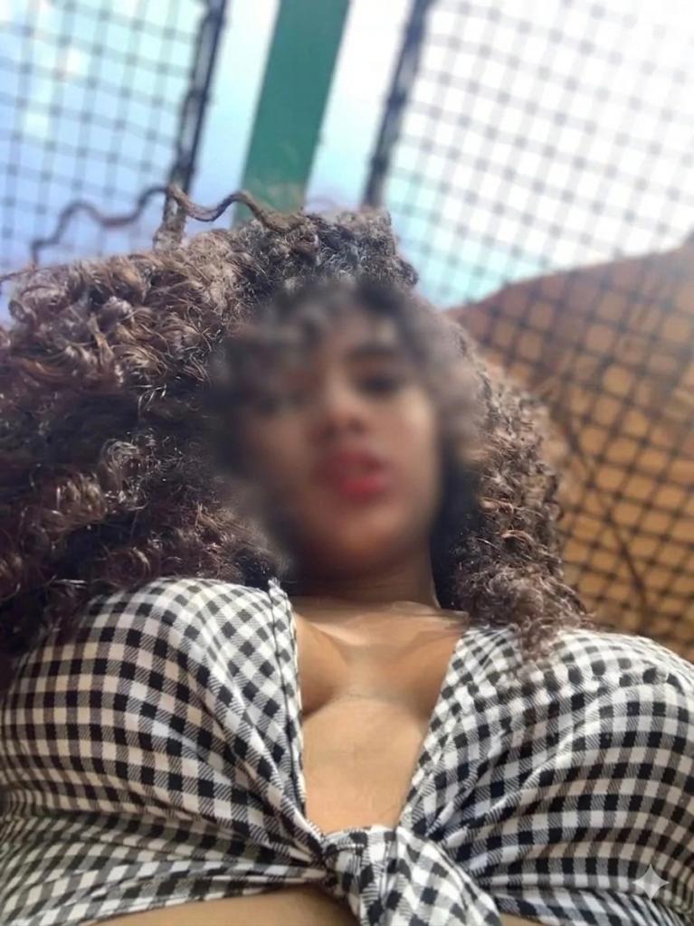 Chica busca chico en Cantabria: 