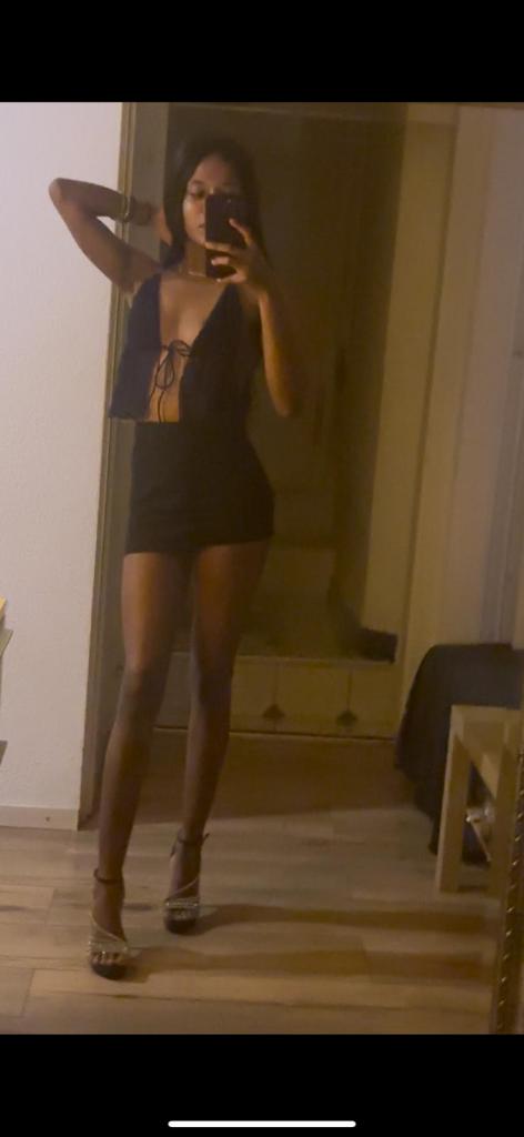 622196351: Chica busca chico en Cantabria