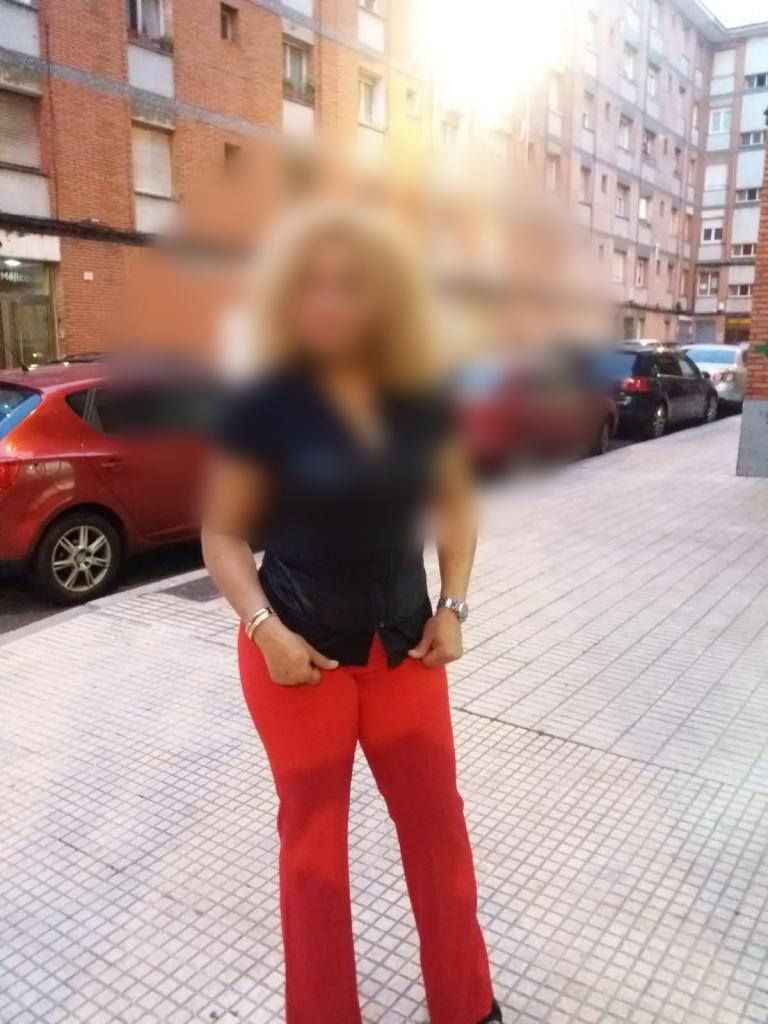 Chica busca chico en Asturias: 