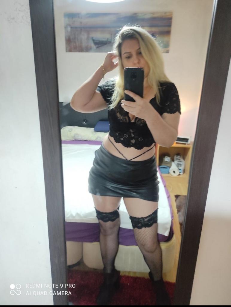 677662205: Chica busca chico en Guipúzcoa