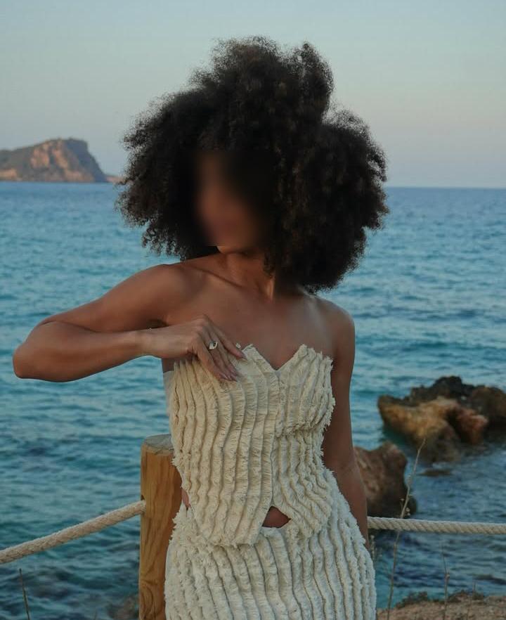 663195950: Chica busca chico en Tarragona