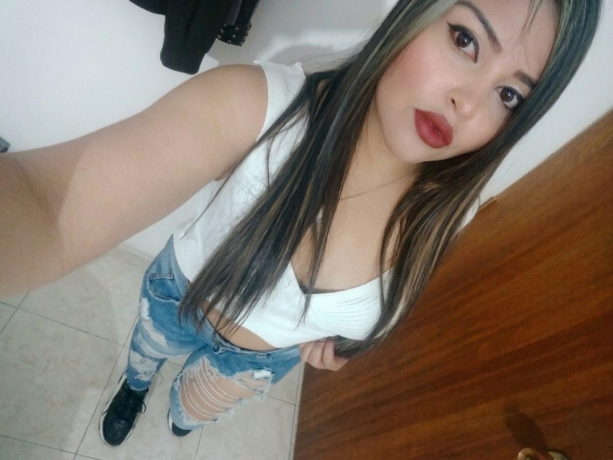 Chica busca chico en Almería: 