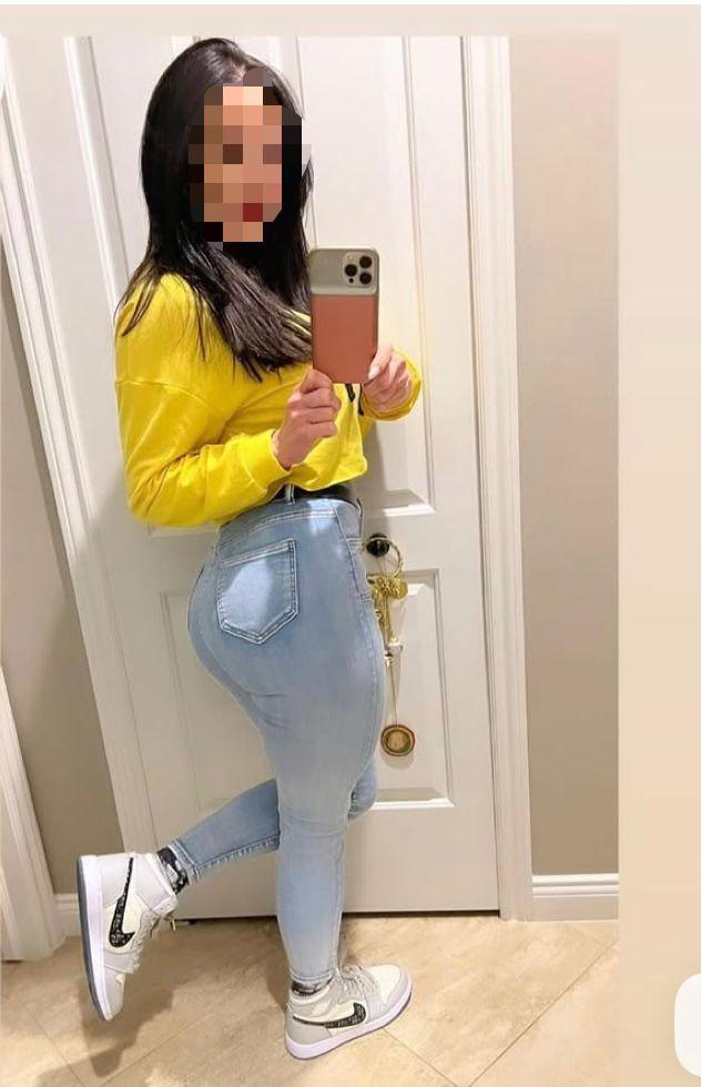 Chica busca chico en Cádiz: 