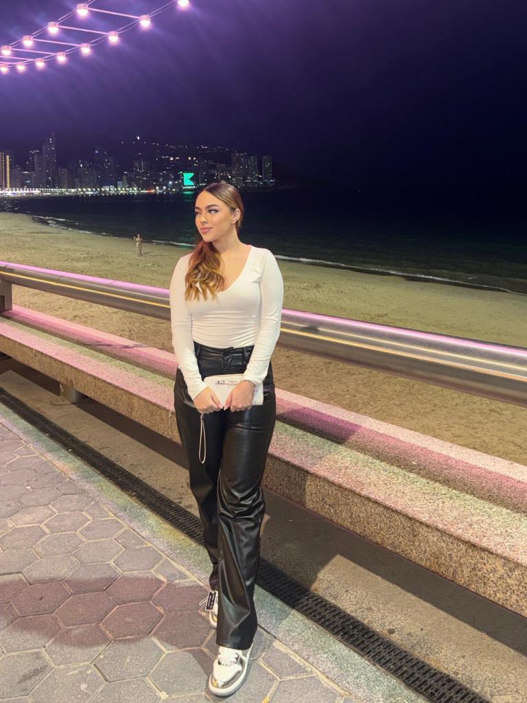 Chica busca chico en Alicante: 