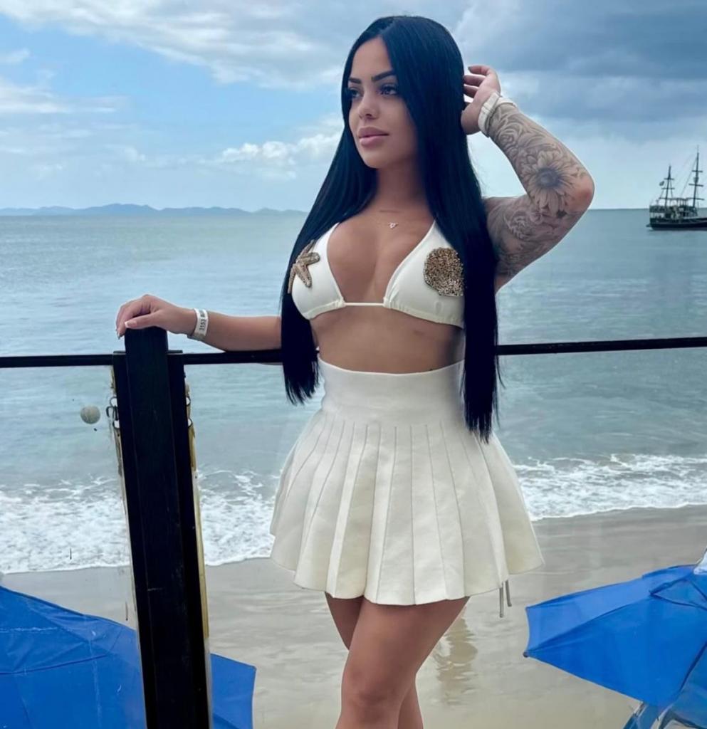 627155237: Chica busca chico en Cádiz