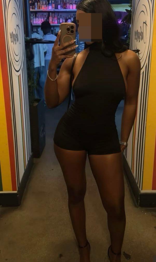 600383074: Chica busca chico en Barcelona