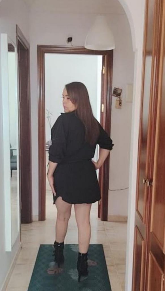 Chica busca chico en Tenerife: 