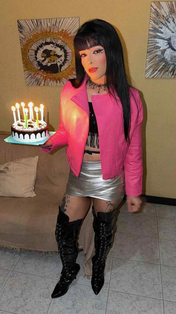 604363090: Transexual en Almería