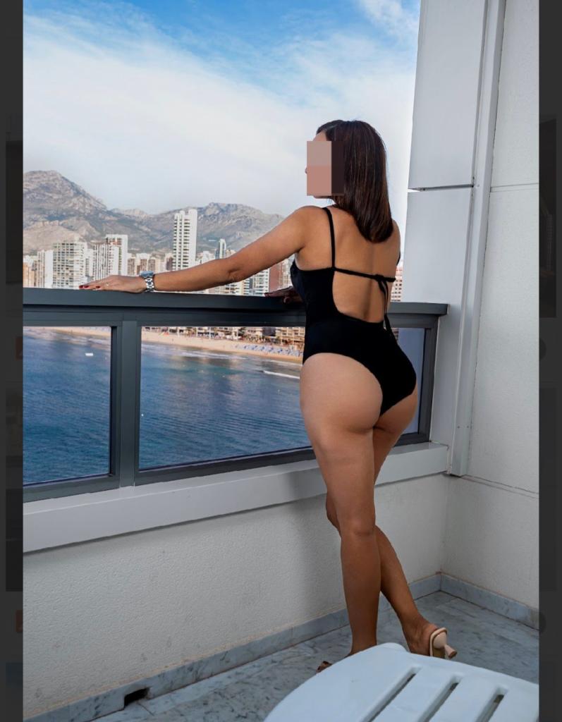 Chica busca chico en Alicante: 