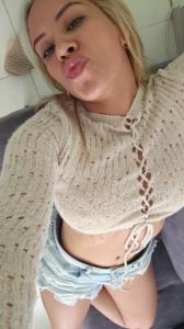 643095966: Chica busca chico en Barcelona