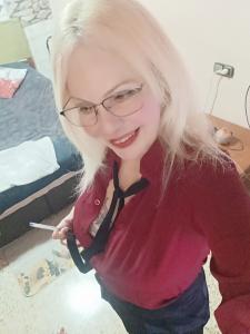 613898263: Chica busca chico en Valencia