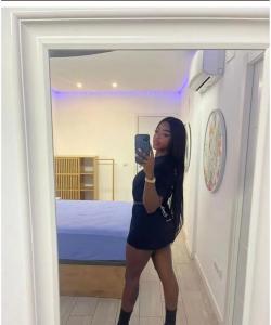 604358932: Chica busca chico en Málaga