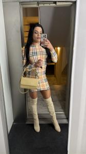 631989573: Transexual en Barcelona